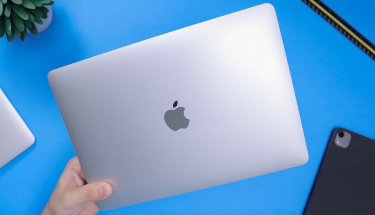 The Rise of Eco-Friendly Tech Gadgets: Innovations for a Sustainable Future